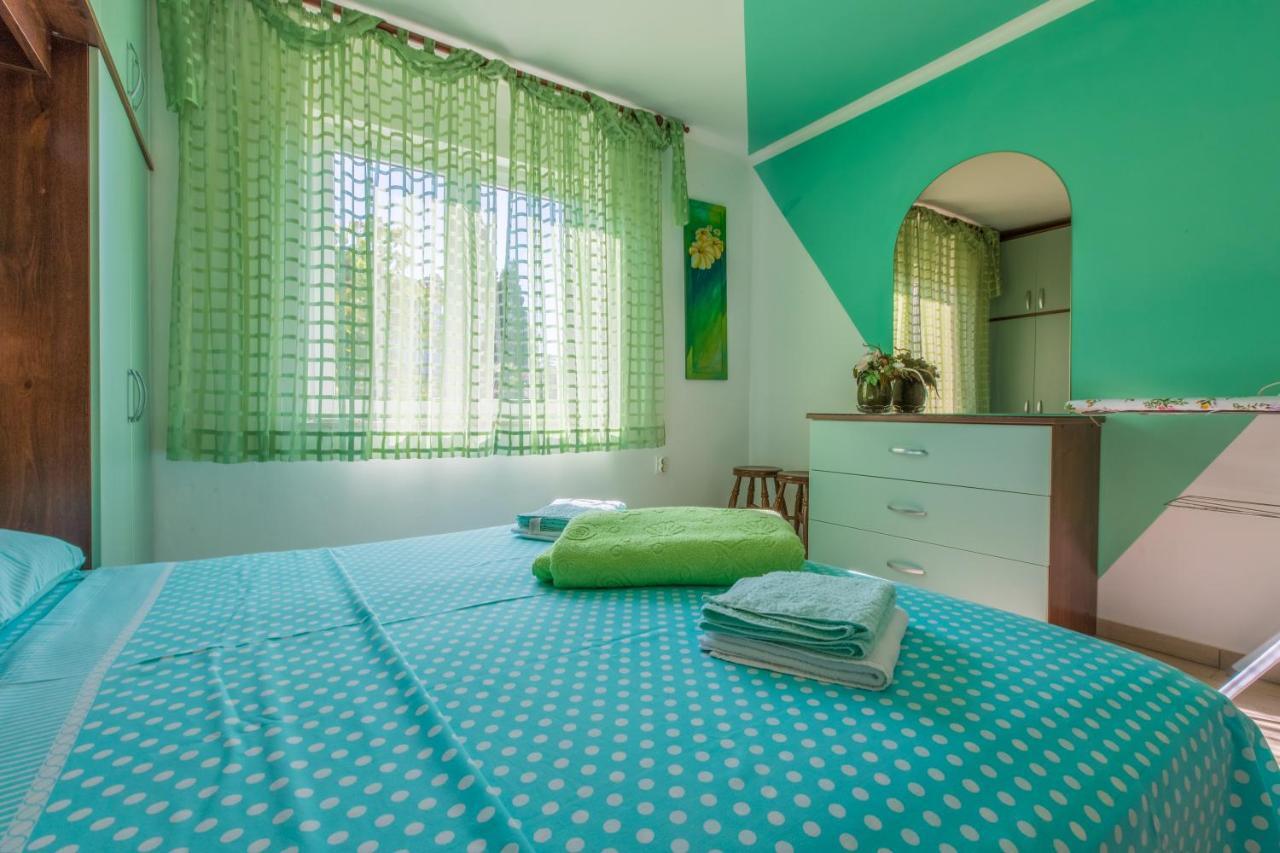 Apartman Mladenka Драмаль Екстер'єр фото